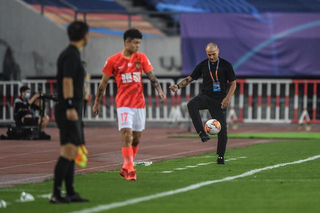 兰兹博格37分准绝杀祝铭震25+8 山东险胜广州