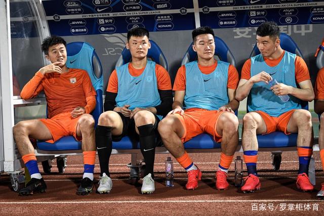 英超-萨拉赫破门努涅斯建功 利物浦2-0维拉